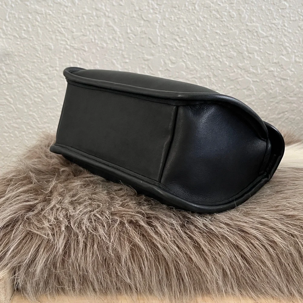 Rare Vintage Coach Ashland Bag 9914 Full Grain Cowhide Leather- Navy Blue - Picture 9 of 16